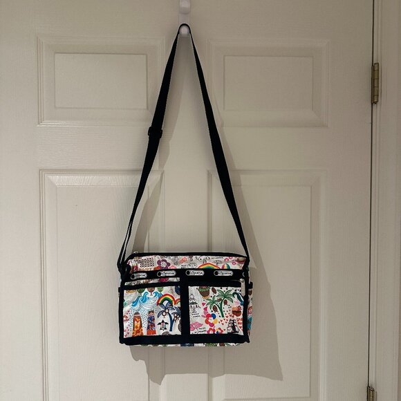 LE SPORTS SAC Crossbody Bag in Hawaii Theme Print - Picture 2 of 7